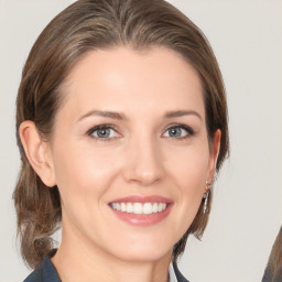 Szabó Eszter vélemény
